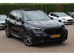 Zwart Gebruikt 2020 BMW X5 Executive SUV | € 53.950 (Eerlijke prijs)