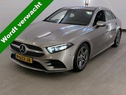 Grijs Gebruikt 2020 Mercedes A200 Business Sedan | € 21.900 (Goede deal)