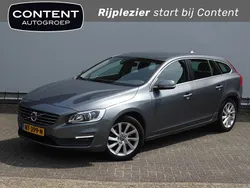 Grijs Gebruikt 2017 Volvo V60 Stationwagen | € 18.940 (Eerlijke prijs)