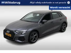 Grijs Gebruikt 2021 Audi A3 Sportback e-tron S-Line Sedan | € 28.450 (Eerlijke prijs)