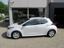 Wit, metallic lak Gebruikt 2022 Mazda 2 Hatchback | € 21.950 (Eerlijke prijs)
