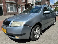 Grijs Gebruikt 2001 Skoda Fabia Elegance Stationwagen | € 1.750 (Eerlijke prijs)