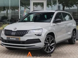 Grijs Gebruikt 2021 Skoda Karoq SportLine SUV | € 28.700 (Eerlijke prijs)