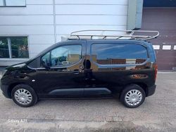Zwart Gebruikt 2021 Opel Combo Edition MPV | € 9.995 (Goede deal)