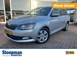 Grijs (metallic) Gebruikt 2015 Skoda Fabia Ambition Stationwagen | € 9.950 (Goede deal)