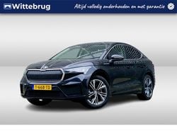 Zwart Gebruikt 2023 Skoda Enyaq iV Business Line SUV | € 38.950 (Eerlijke prijs)