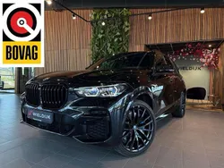 Zwart Gebruikt 2022 BMW X5 Executive SUV | € 60.900 (Goede deal)