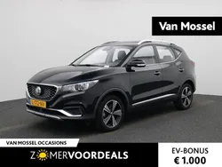 Zwart Gebruikt 2021 MG ZS Luxury Sedan | € 17.495 (Eerlijke prijs)