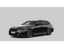 Saphirschwarz metallic (zwart metallic) Gebruikt 2025 BMW M5 Comfort Edition Stationwagen | € 159.880