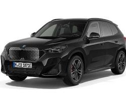 Zwart Nieuw 2025 BMW iX1 M Sport SUV | € 59.059 (Goede deal)