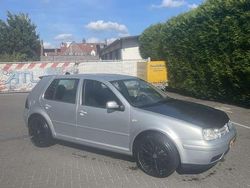 Grijs Gebruikt 2003 VW Golf IV Hatchback | € 3.300