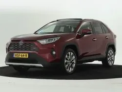 Rood metallic Gebruikt 2021 Toyota RAV4 Executive SUV | € 34.745 (Eerlijke prijs)