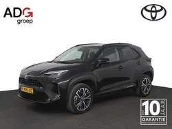 Zwart Gebruikt 2022 Toyota Yaris Cross Executive SUV | € 28.950 (Eerlijke prijs)