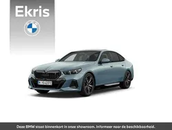 Groen Nieuw 2025 BMW i5 M Sport Sedan | € 84.172 (Goede deal)