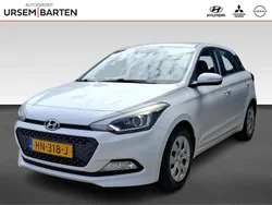 Wit Gebruikt 2016 Hyundai i20 Comfort Hatchback | € 10.430 (Eerlijke prijs)