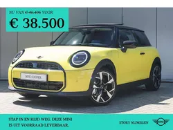 Geel, metallic lak Nieuw 2024 Mini Cooper Classic Hatchback | € 46.406