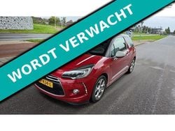 Rood Gebruikt 2015 Citroën DS3 Chic Hatchback | € 6.245 (Eerlijke prijs)