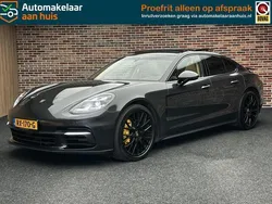 Grijs Gebruikt 2017 Porsche Panamera Sedan | € 59.950