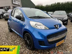Blauw, metallic lak Gebruikt 2010 Peugeot 107 Hatchback | € 3.550 (Eerlijke prijs)