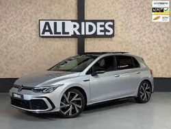Zilver, metallic lak Gebruikt 2022 VW Golf VIII Business Hatchback | € 29.450 (Eerlijke prijs)