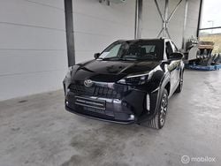 Zwart Nieuw 2025 Toyota Yaris Cross Comfort SUV | € 32.895 (Goede deal)