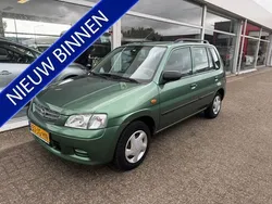 Groen Gebruikt 2002 Mazda Demio Exclusive MPV | € 1.250 (Eerlijke prijs)