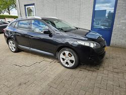 Zwart, metallic lak Gebruikt 2011 Renault Mégane GrandTour Stationwagen | € 975