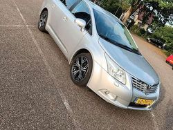 Zilver Gebruikt 2009 Toyota Avensis Stationwagen | € 4.950 (Goede deal)