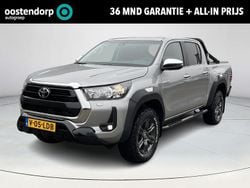 Grijs Gebruikt 2024 Toyota HiLux Premium Pickup | € 56.900