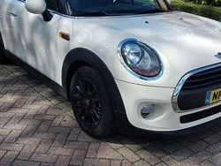 Beige Gebruikt 2017 Mini ONE Hatchback | € 19.250 (Duur)