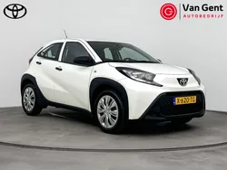 Wit Gebruikt 2024 Toyota Aygo Hatchback | € 16.999 (Goede deal)