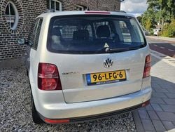 Zilver Gebruikt 2010 VW Touran Comfortline MPV | € 5.500 (Goede deal)