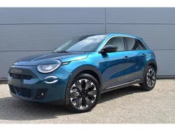 Blauw Nieuw 2025 Fiat 600E La Prima SUV | € 34.890