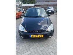 Zwart Gebruikt 2004 Ford Focus Futura Hatchback | € 750 (Goede deal)
