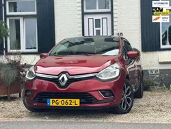 Rood Gebruikt 2017 Renault Clio GrandTour Intens Stationwagen | € 11.350 (Eerlijke prijs)