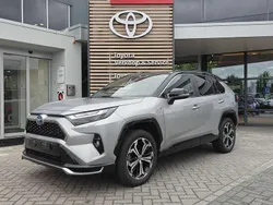 Grijs Gebruikt 2024 Toyota RAV4 Hybrid SUV | € 51.700 (Iets duurder)
