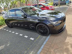 Zwart Gebruikt 2009 BMW 750 Sedan | € 16.500