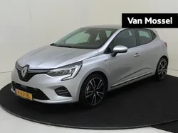 Grijs Gebruikt 2021 Renault Clio V Intens Hatchback | € 20.435 (Eerlijke prijs)