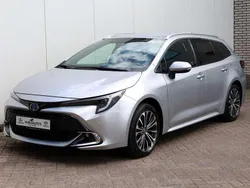 Zilver Gebruikt 2024 Toyota Corolla Stationwagen | € 34.400 (Eerlijke prijs)