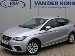 Zilver, metallic lak Gebruikt 2021 Seat Ibiza Style Hatchback | € 20.880 (Duur)