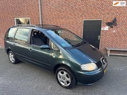 Groen Gebruikt 2004 Seat Alhambra Stella MPV | € 1.899 (Iets duurder)