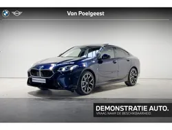 Bmw individual tansanit metallic (donker blauw metallic) Gebruikt 2025 BMW 220 Shadowline Coupé | € 51.895 (Iets duurder)