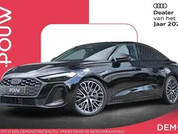 Zwart Nieuw 2025 Audi A5 S-Line Coupé | € 70.940 (Duur)