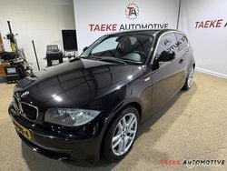 Zwart Gebruikt 2010 BMW 118 Efficient Dynamics Hatchback | € 3.950 (Super prijs)