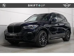 Zwart Gebruikt 2021 BMW X5 M Sport SUV | € 54.940 (Eerlijke prijs)