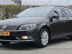 Bruin Gebruikt 2014 VW Passat Highline Stationwagen | € 7.999 (Super prijs)