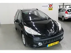 Zwart Gebruikt 2008 Peugeot 207 Stationwagen | € 3.795 (Iets duurder)
