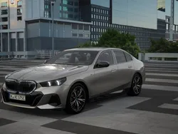 Grijs Nieuw 2025 BMW i5 Executive Sedan | € 93.184