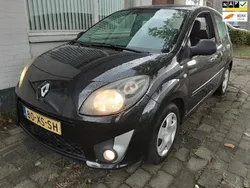 Hatchback Gebruikt 2007 Renault Twingo Dynamique Hatchback | € 2.950 (Eerlijke prijs)