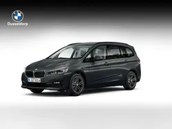 Grijs Gebruikt 2022 BMW 216 Sport Line Stationwagen | € 22.950 (Eerlijke prijs)